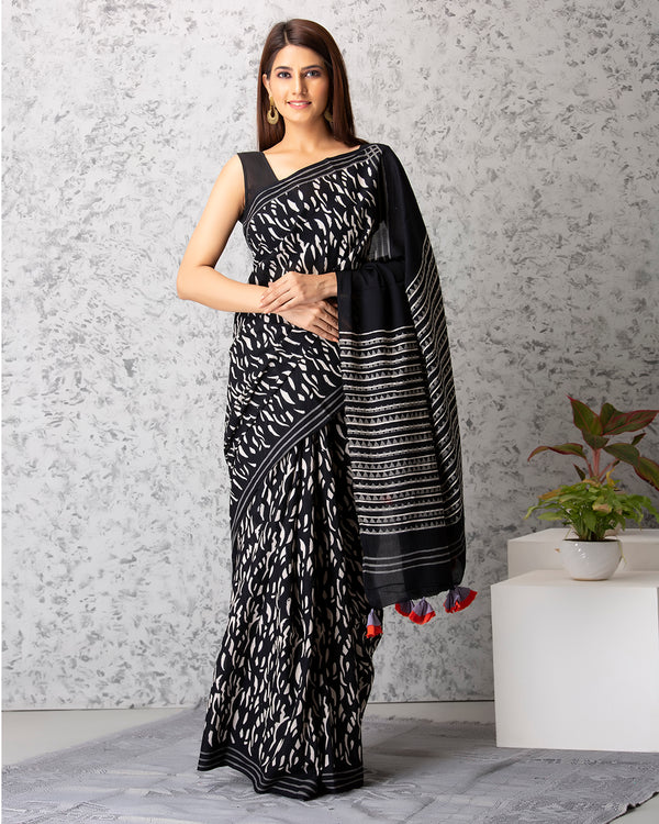 Amelia Handblock Mul-mul Saree with Blouse