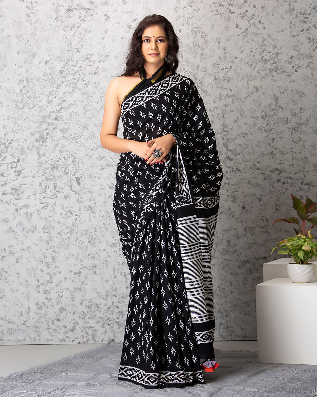 Aria Handblock Mul-mul Saree with Blouse