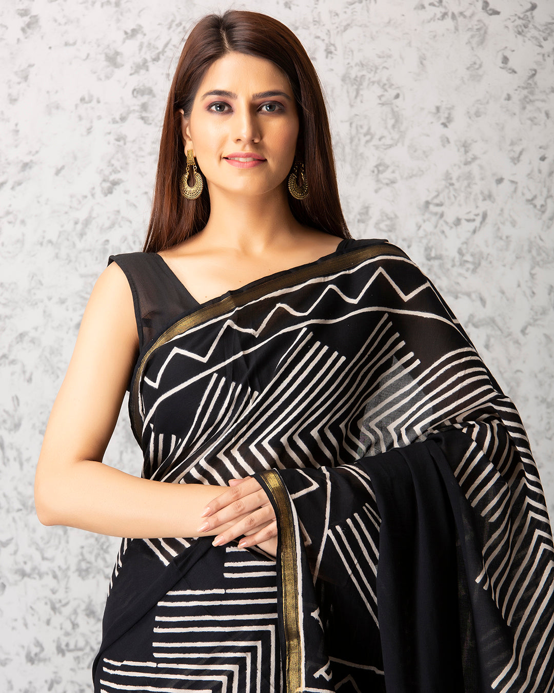 Daisy Handblock Mul-mul Saree with Blouse