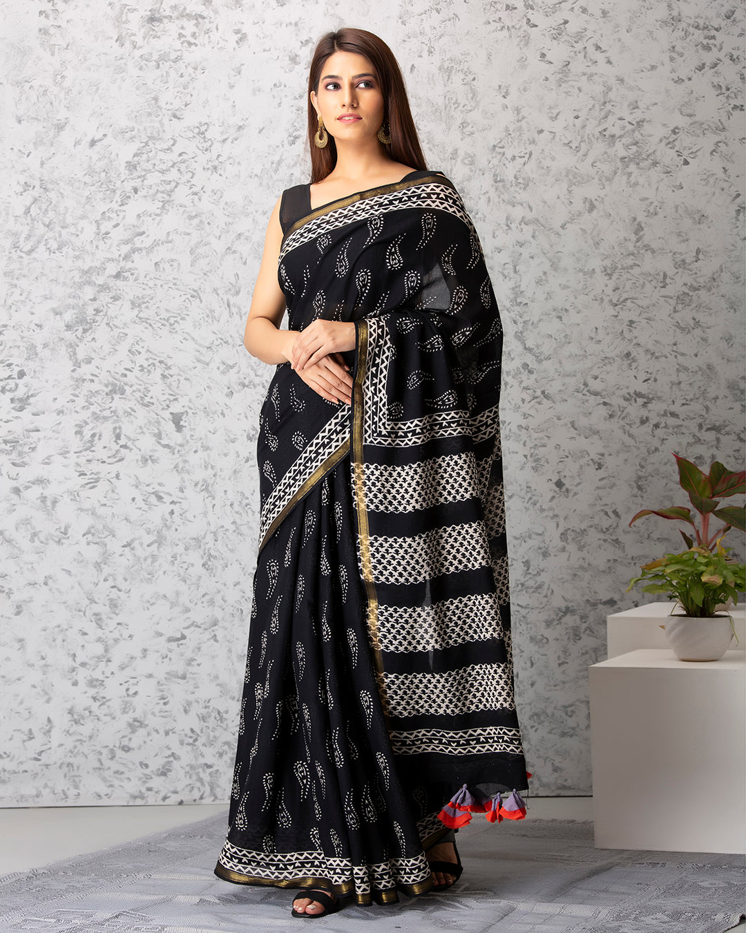 Diana Handblock Mul-mul Saree with Blouse