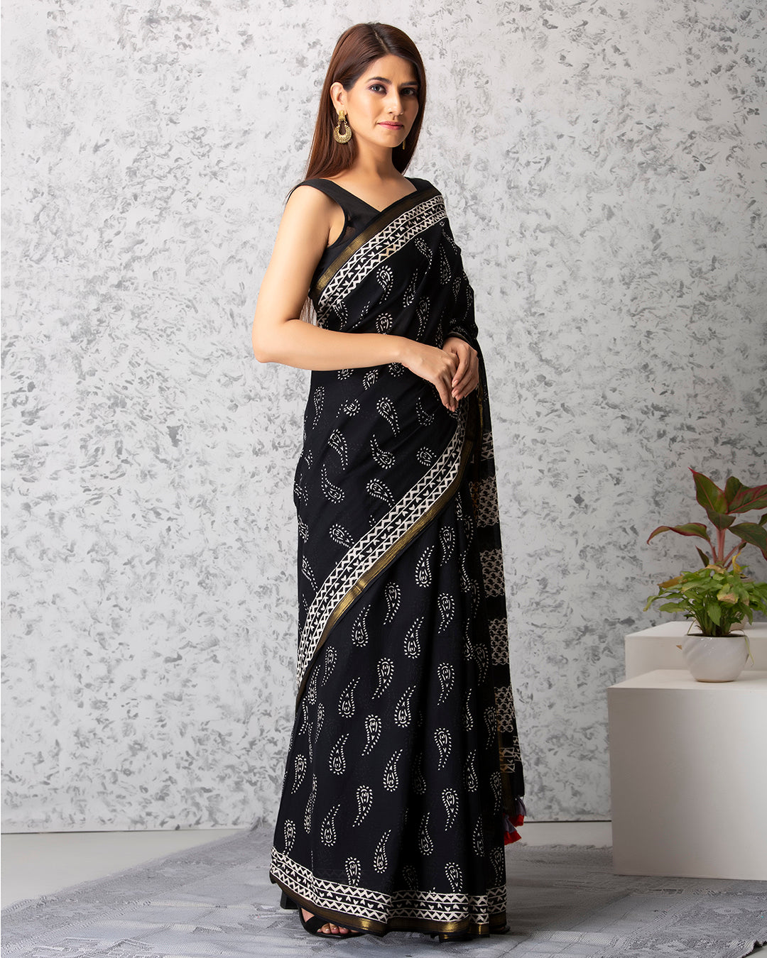 Diana Handblock Mul-mul Saree with Blouse