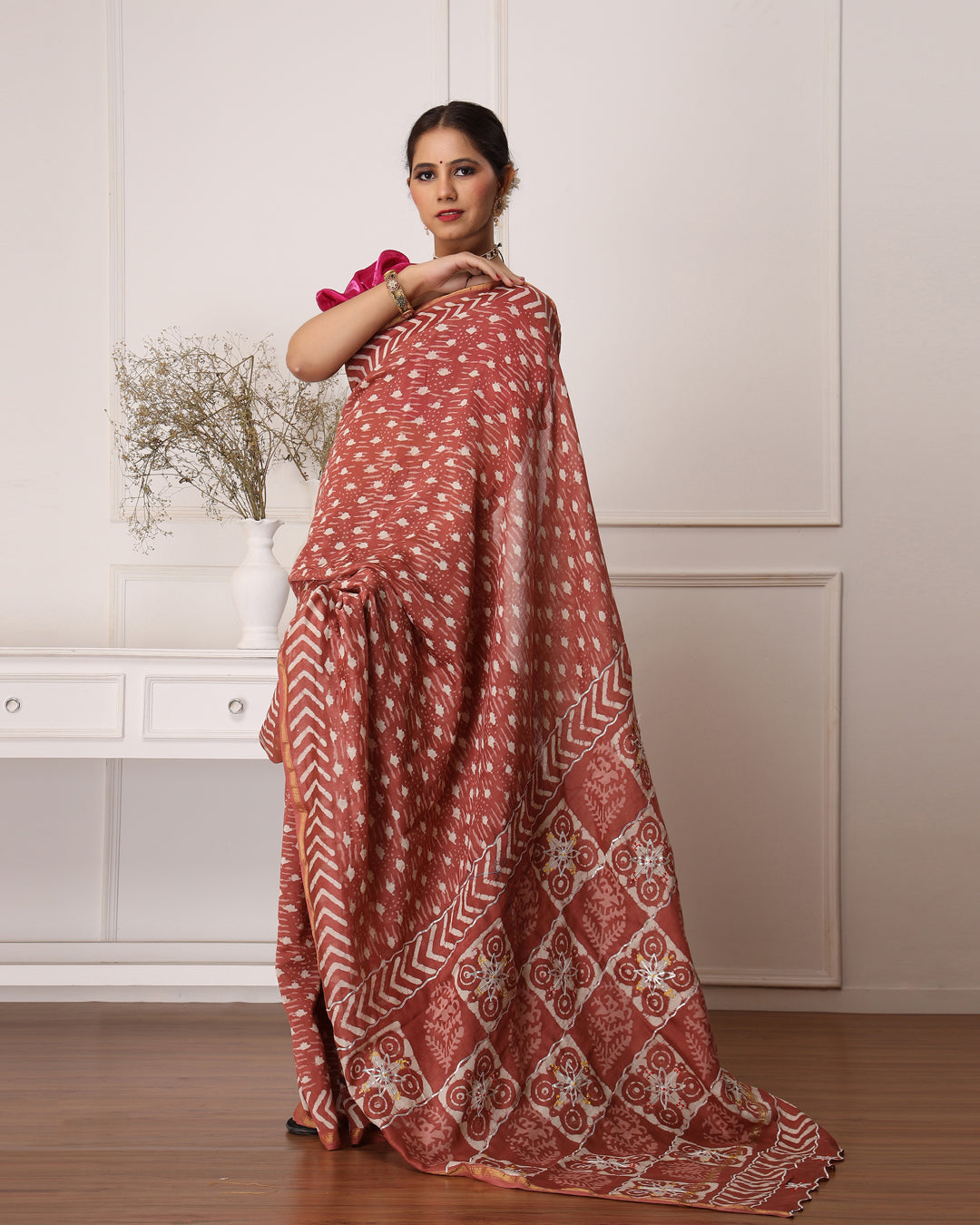 Gauri Chanderi Dabu Print Saree with Blouse