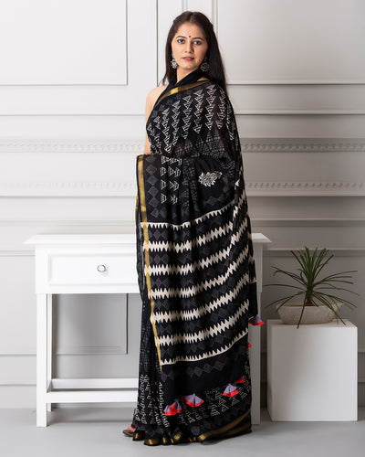 Juliana Handblock Mul-mul Saree with Blouse