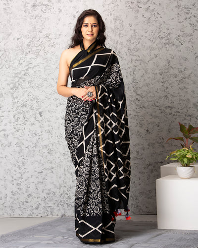 Laila Handblock Mul-mul Saree with Blouse