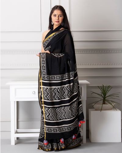 Lilly Handblock Mul-mul Saree with Blouse