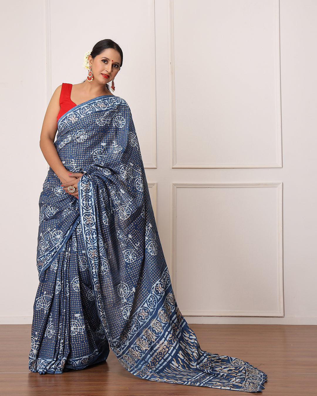 Nancy Indigo Dabu Print Cotton Saree with Blouse