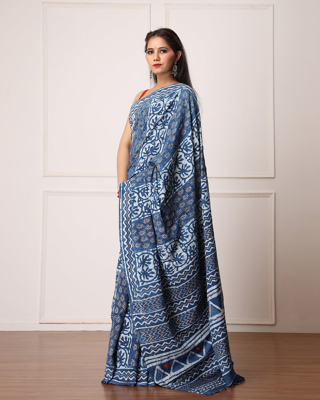 Navya Indigo Dabu Print Cotton Saree with Blouse