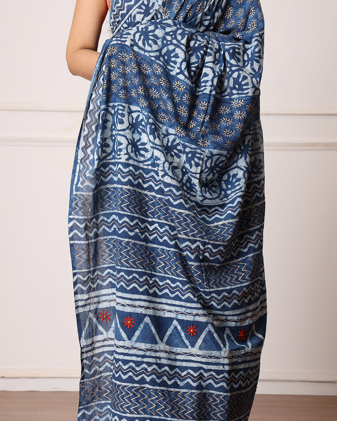 Navya Indigo Dabu Print Cotton Saree with Blouse