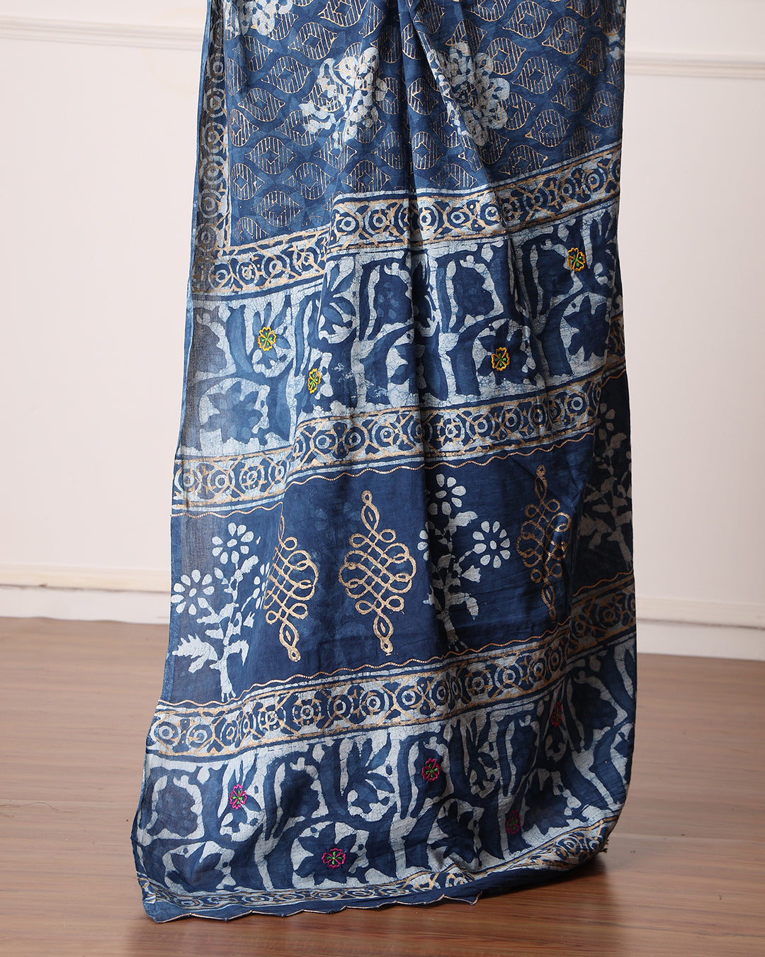 Nidhi Indigo Dabu Print Cotton Saree with Blouse