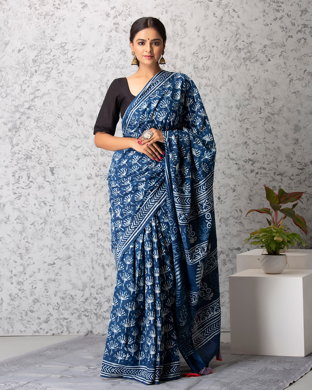 Nora Handblock Cotton Saree With Unstiched Blouse